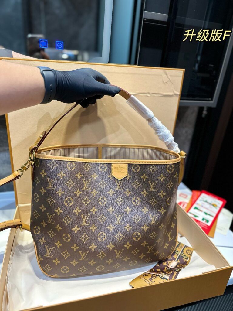LV Delightful Tote 49.5x31.5x14.5cm