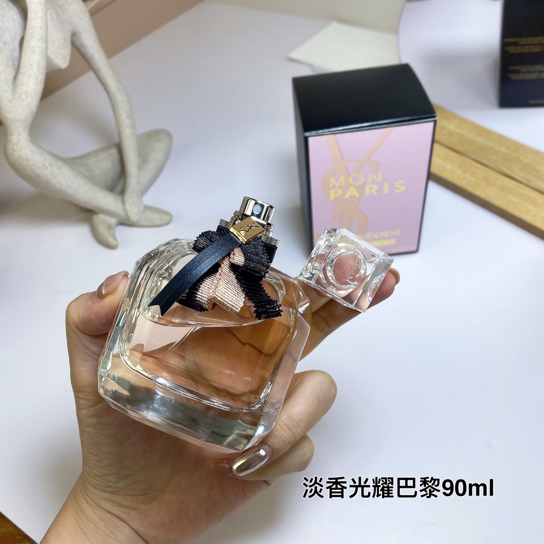 Yves Saint Laurent Mon Paris Eau de Toilette Lumiere | Floral Romance - Image 3