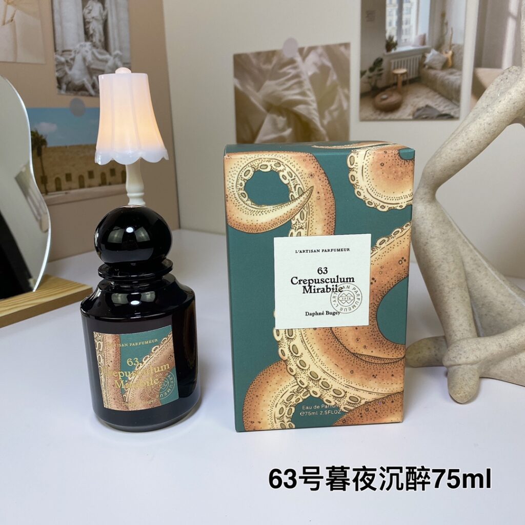 L'Artisan Parfumeur Crepusculum Mirabile No.63 Eau de Parfum | Aquatic Oriental