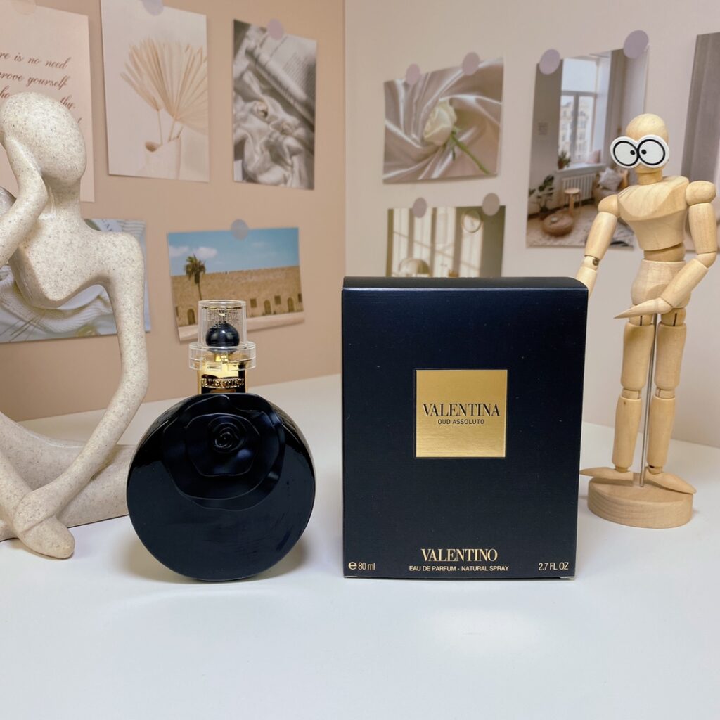 VALENTINO Oud Assoluto