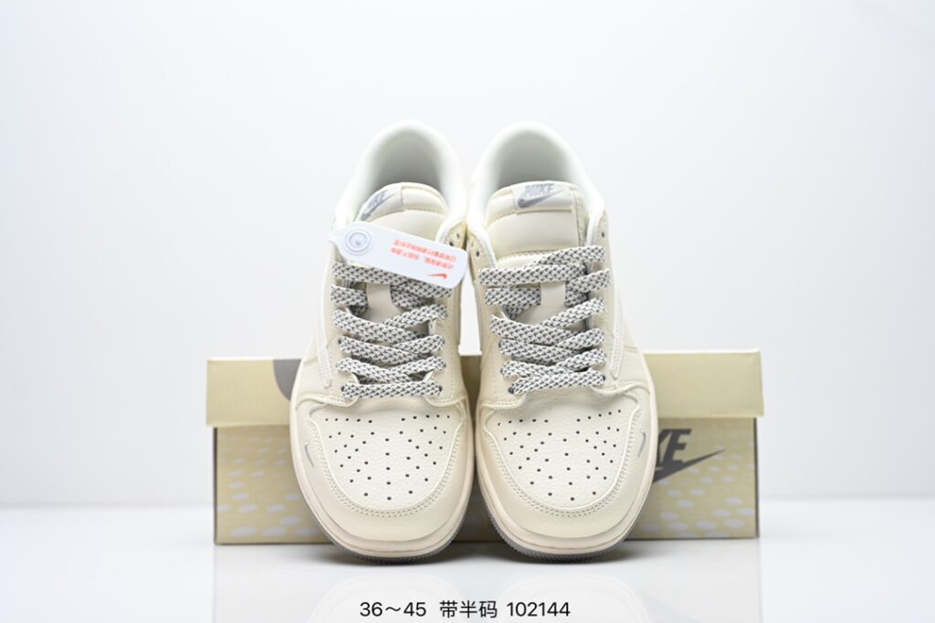 Travis Scott x Air Jordan 1 Low "Reverse Mocha" - 1:1 Selected Replica | US 4.5-11/EU 36-45