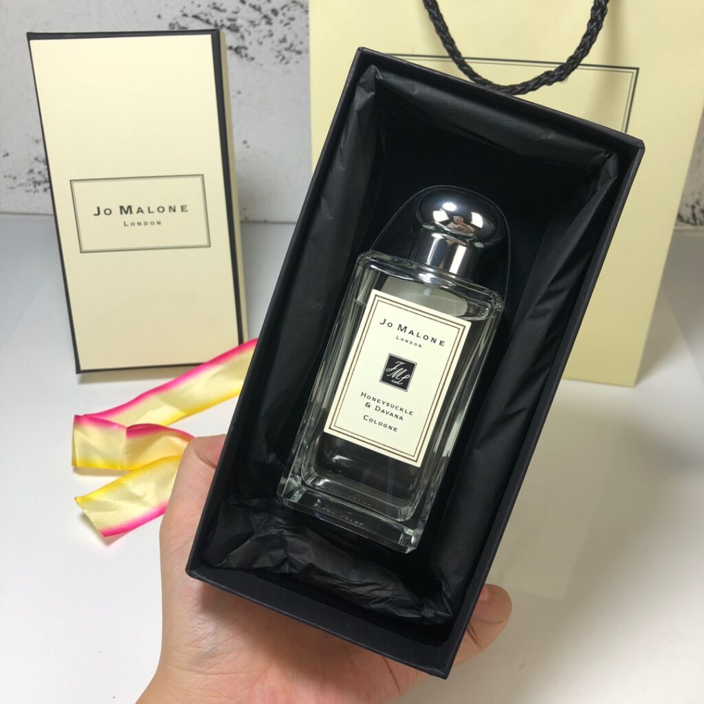 ​Jo Malone Honeysuckle & Davana Cologne | Floral Woody