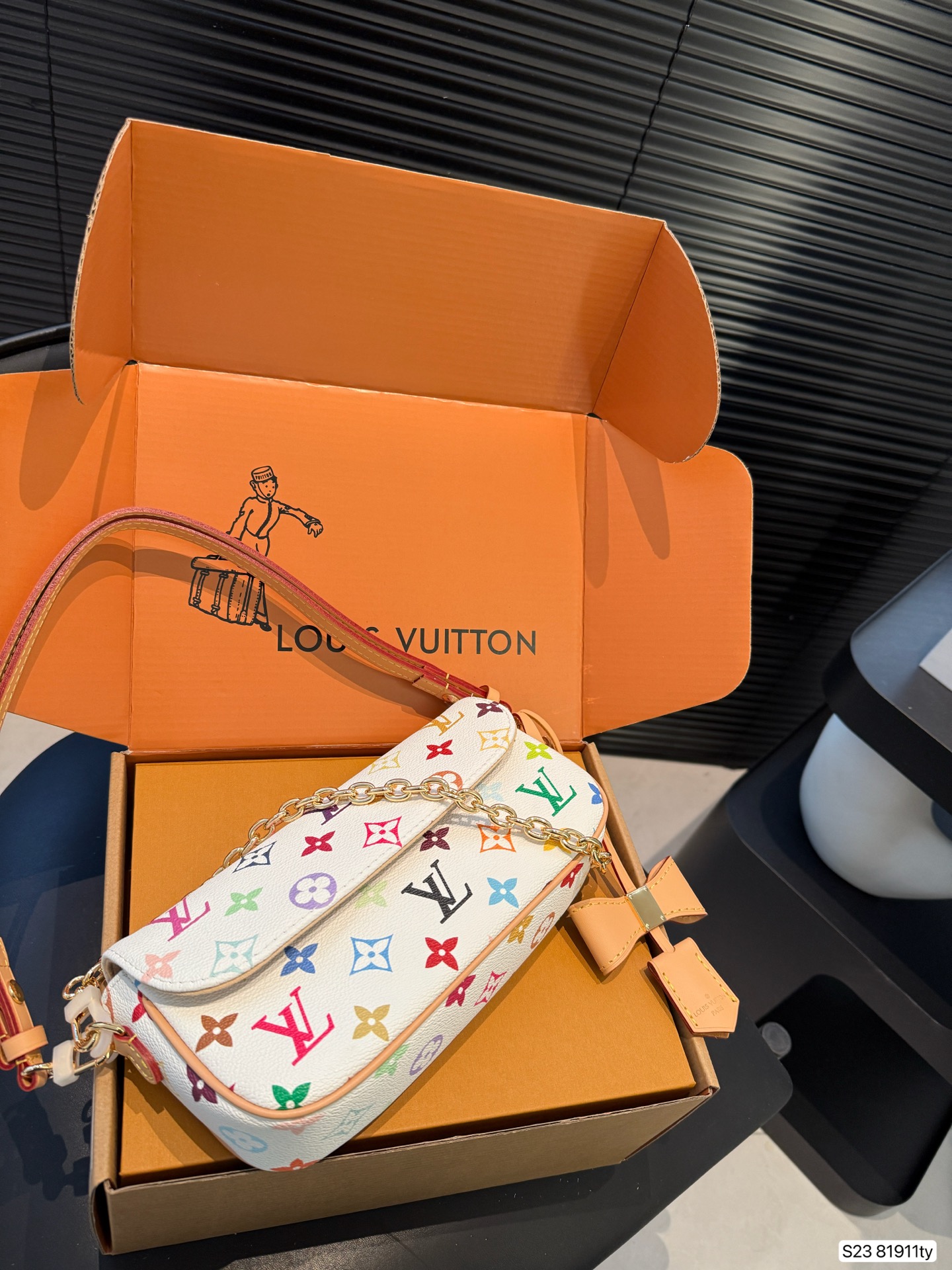 Louis Vuitton LV Monogram Slim Clutch 22x12cm with Airplane Folding Box - Image 4