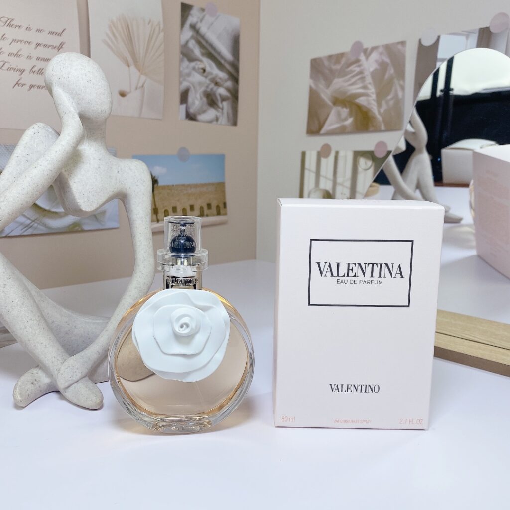 VALENTINO EAU DE PARFUM