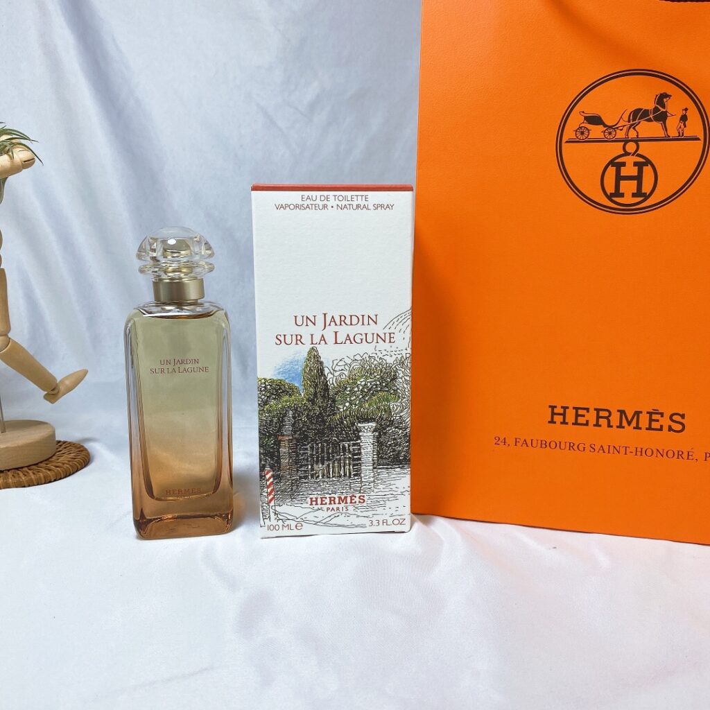 Hermès Un Jardin sur la Lagune - Salty Breeze & White Florals in Venetian Canals