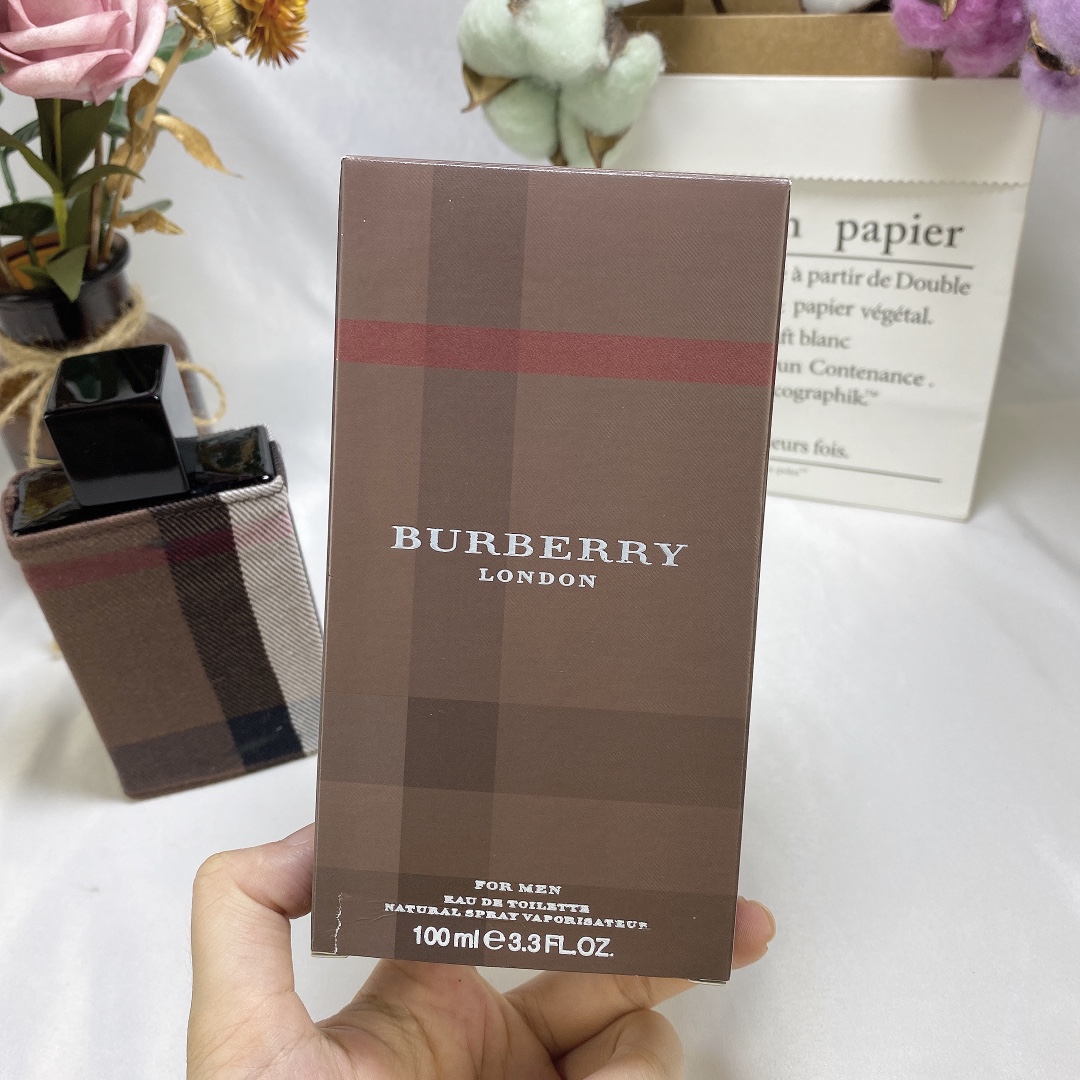 Burberry London For Men Eau de Toilette | Woody Fougère - Image 6