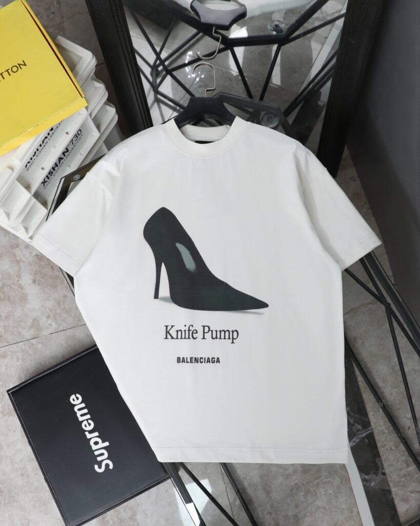 BALENCIAGA 2025SS High Heel Print Tee | 260GSM Dual-Yarn Fabric | Kornit Direct-to-Garment | Oversized Unisex
