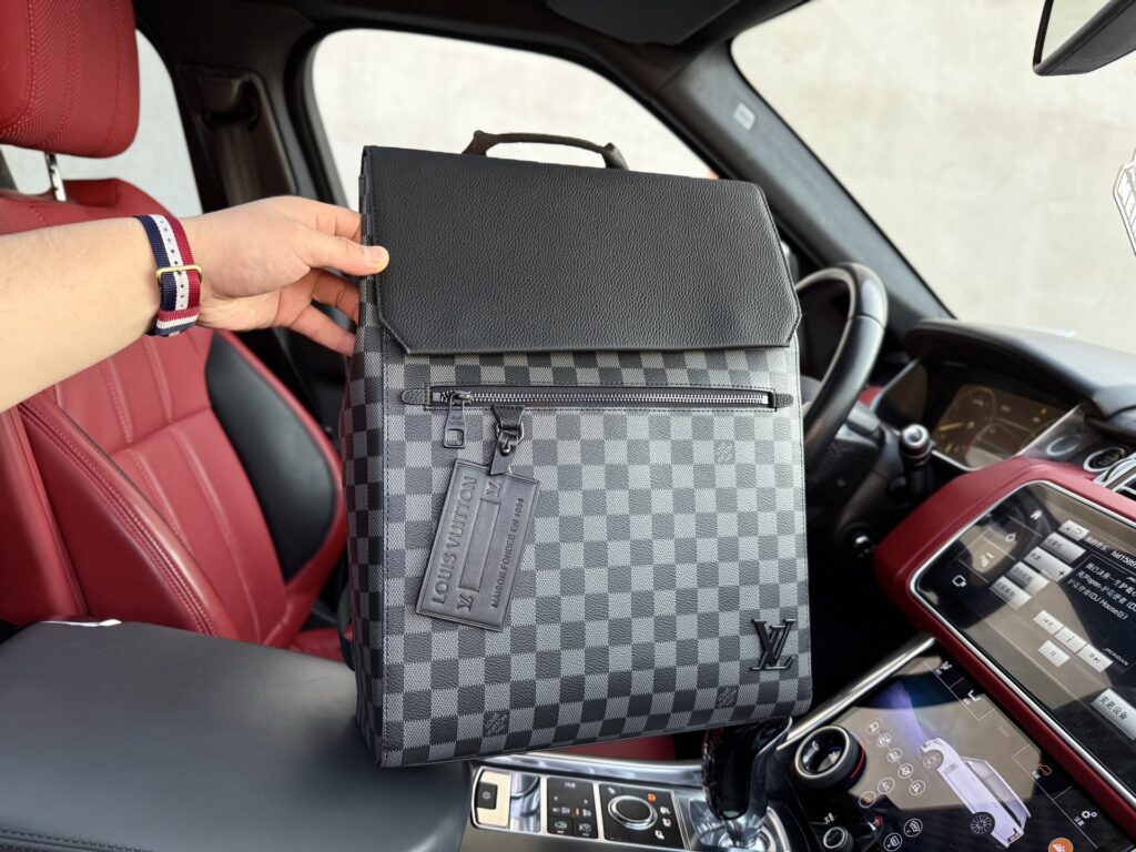 LV Fastline Leather Backpack 30x40x11cm
