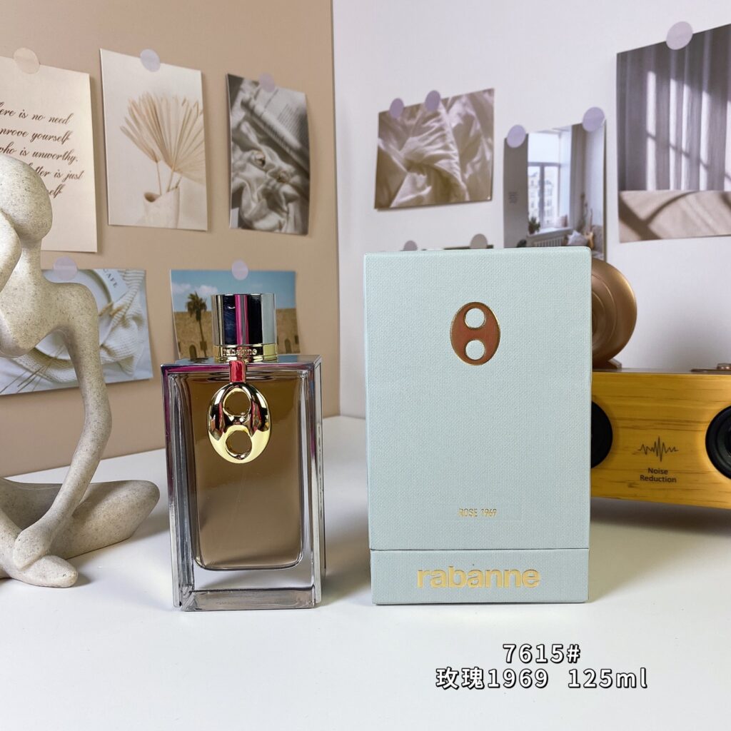 Paco Rabanne Rose 1969