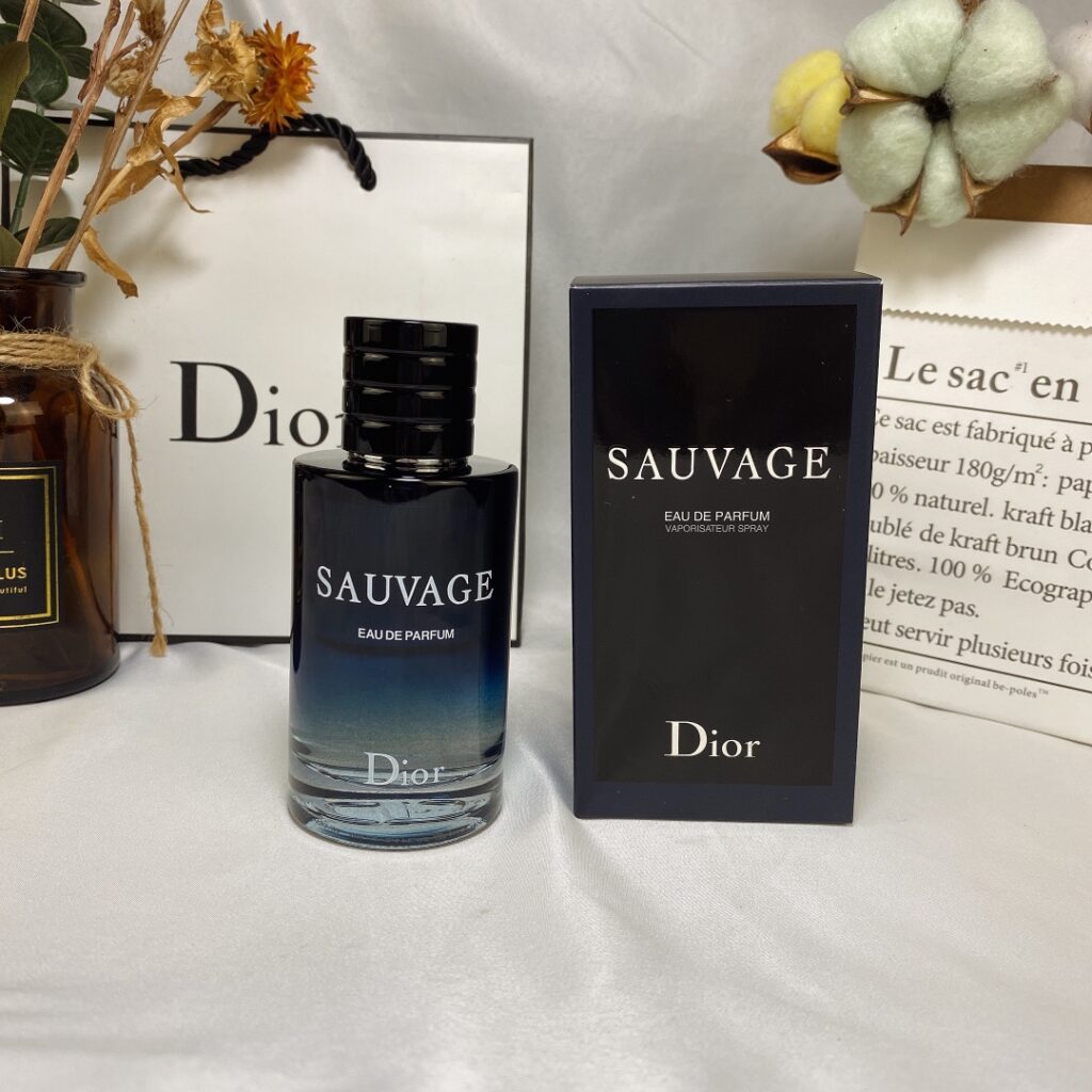Dior Sauvage Eau de Parfum - Raw Elegance & Spicy Freshness