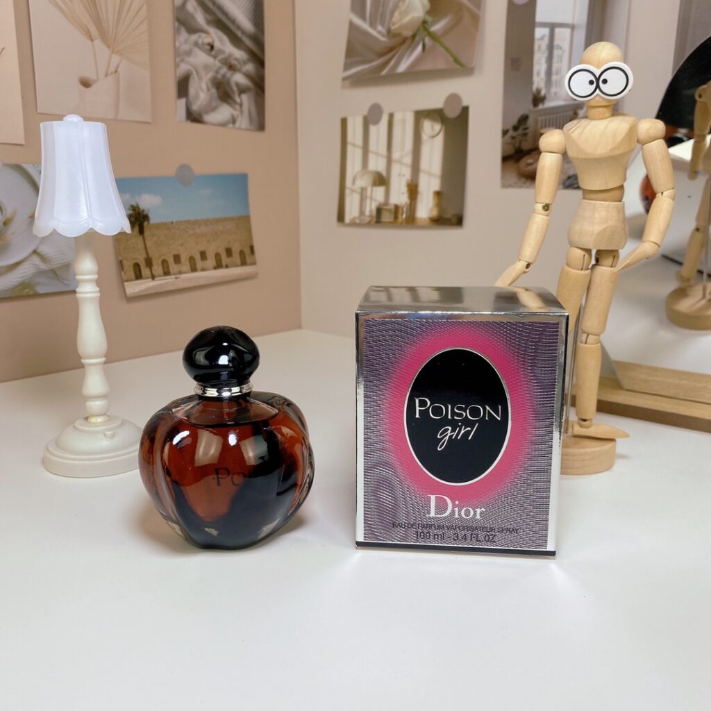 Dior Poison Girl Eau de Parfum - Rebellious Vanilla Seduction