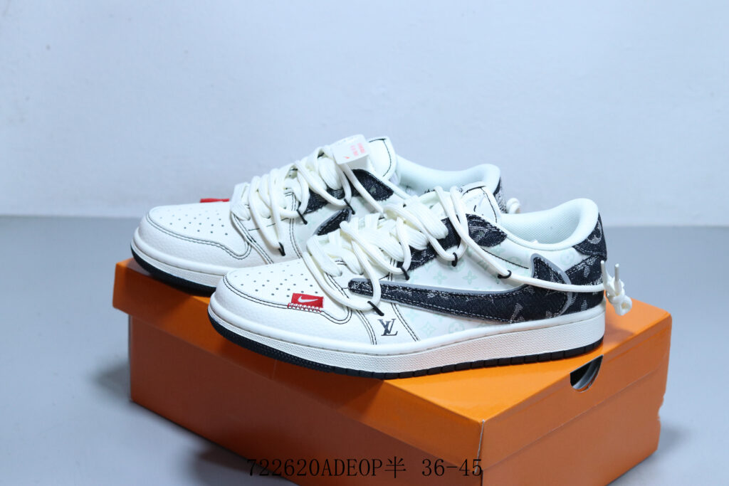 Air Jordan 1 Low "Reverse Swoosh" 2023 Retro - 1:1 Selected Replica | US 4.5-11/EU 36-45