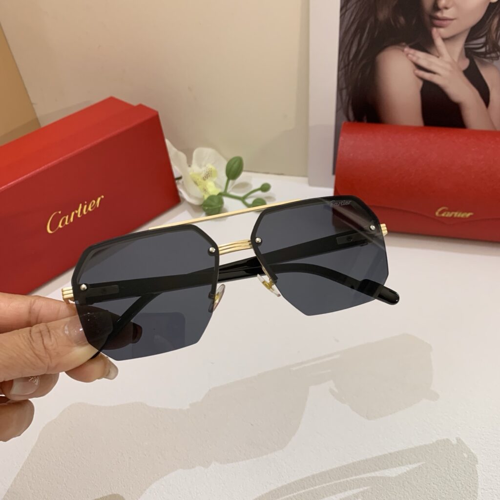 【Cartier】2025 Metal Square Sunglasses丨Trendy Style丨Outdoor & Driving