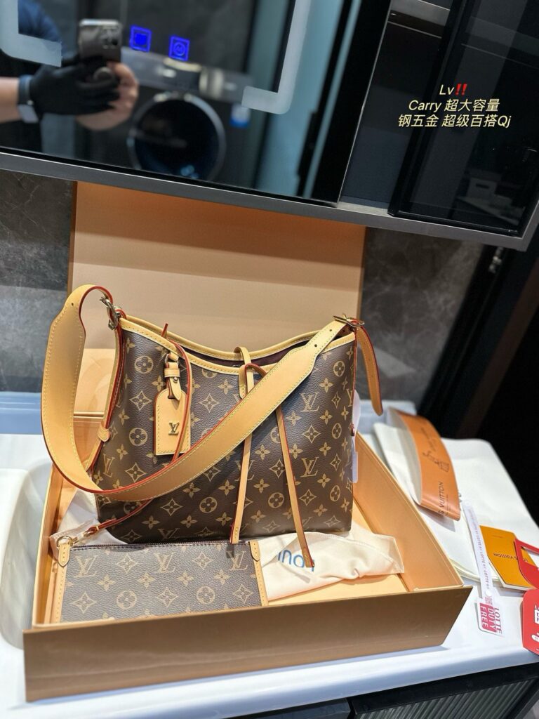 Louis Vuitton LV Carryall Commuter Bag 30cm with Executive Gift Box