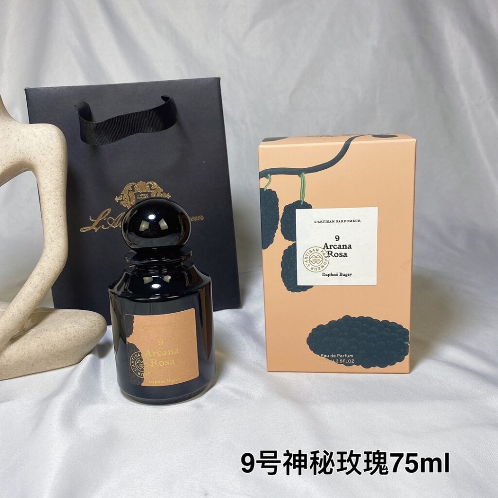 L'Artisan Parfumeur Arcana Rosa No.9 Eau de Parfum | Gothic Rose