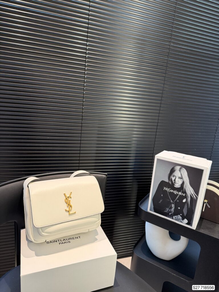 YSL Tofu Bag - 22*17cm Cowhide with Vintage Hardware & Airplane Box