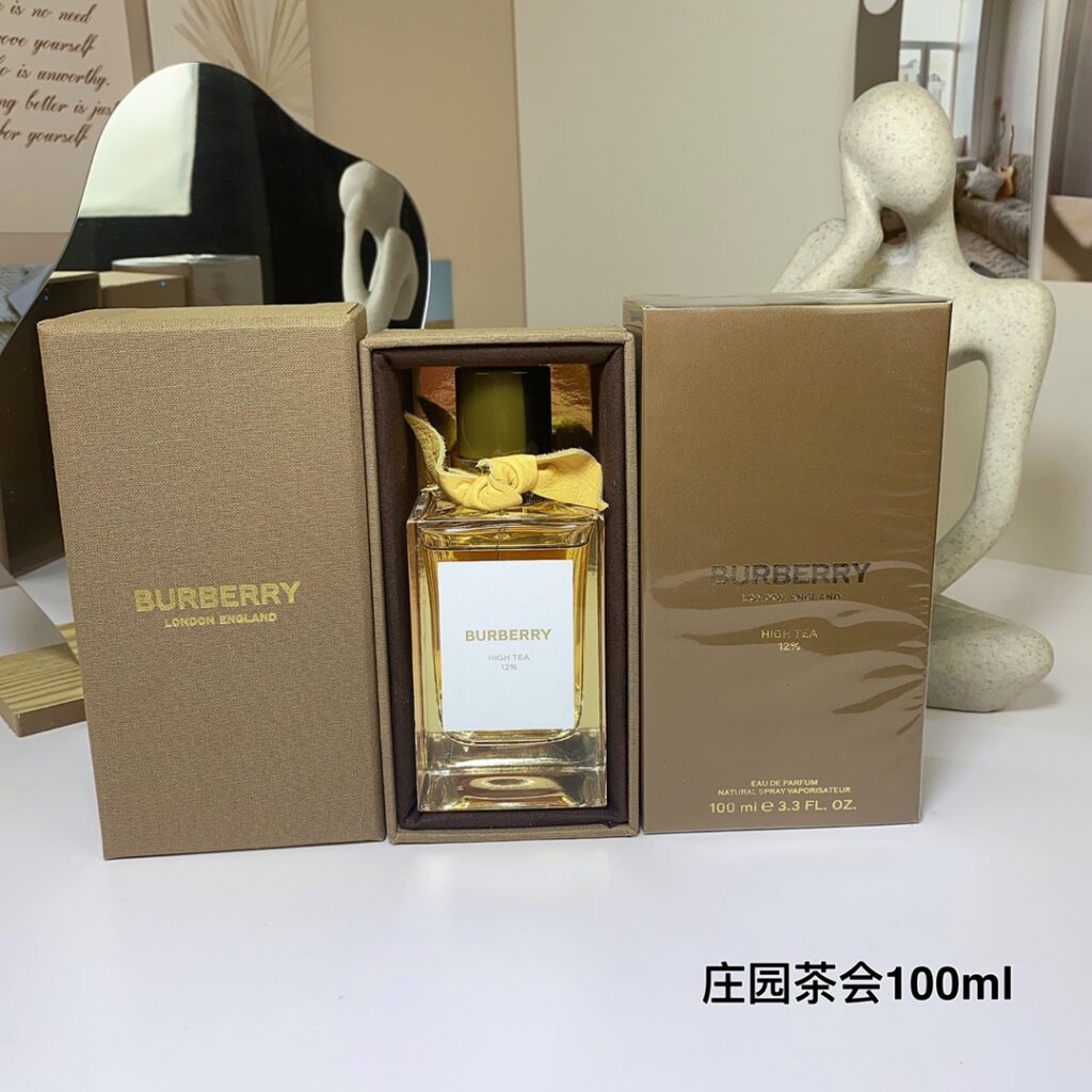 Burberry High Tea Eau de Parfum | Woody Tea
