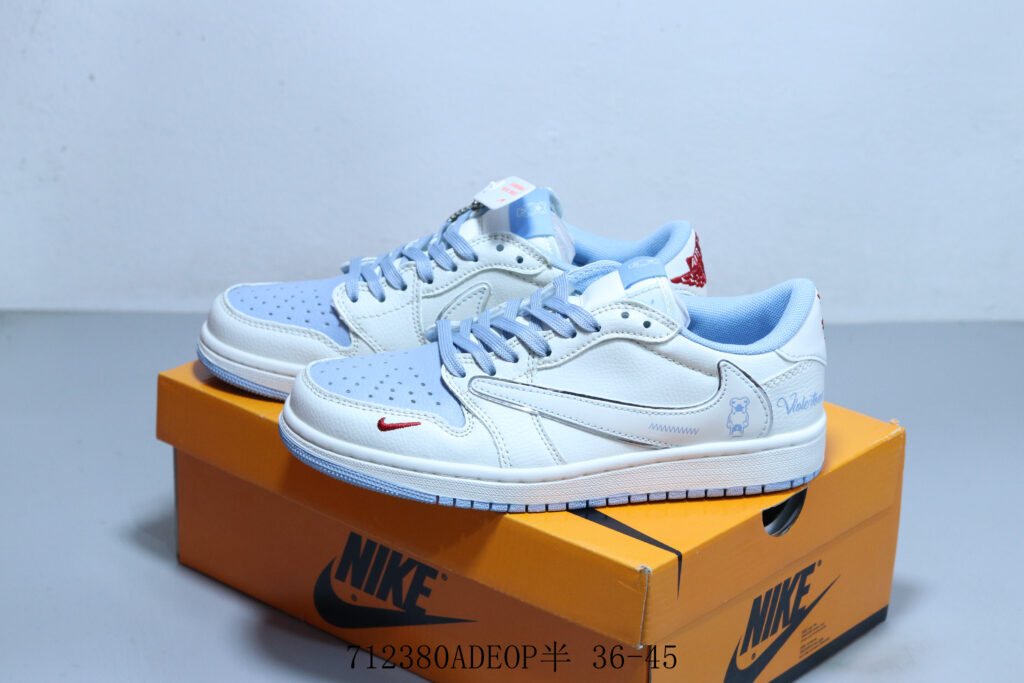 Air Jordan 1 Low "Reverse Swoosh" 2023 Retro - 1:1 Selected Replica | US 4.5-11/EU 36-45
