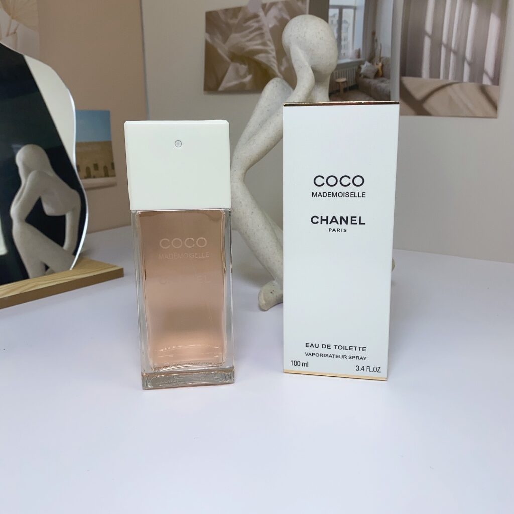 Chanel Coco Mademoiselle Eau de Toilette – The Essence of Youthful Elegance