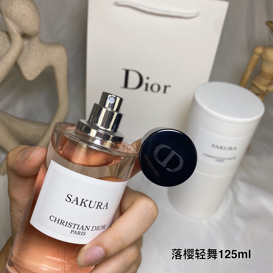 Christian Dior Paris - Iconic Floral Elegance - Image 3