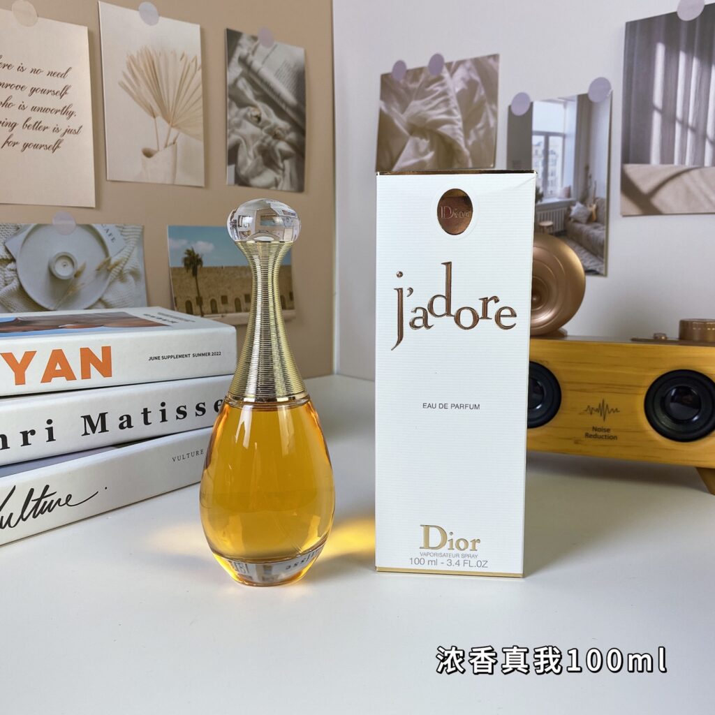 Dior J'adore Eau de Parfum - Timeless Floral Elegance