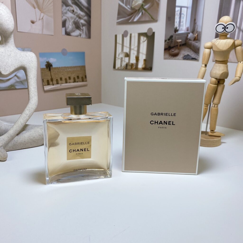 Chanel Gabrielle Parfum (2022) – The Essence of Radiant Femininity