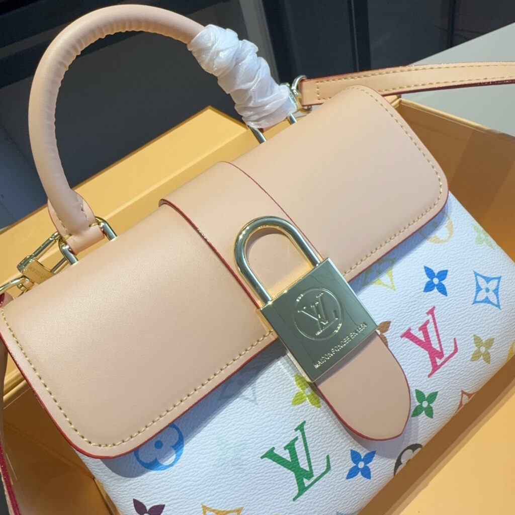 LV Classic Lock Bag 21x15x7cm