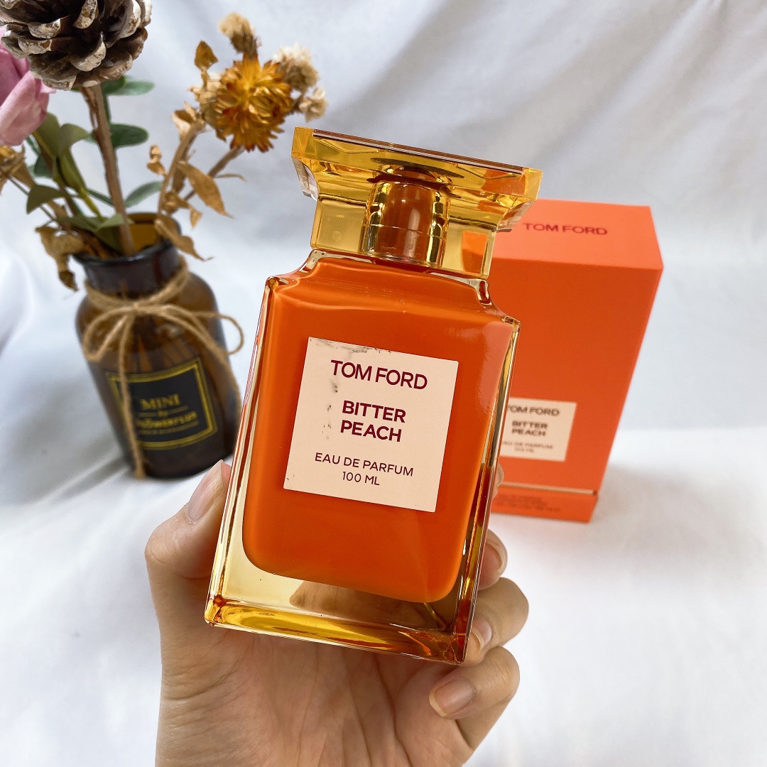 Tom Ford Bitter Peach Eau de Parfum | Fruity Oriental - Image 2