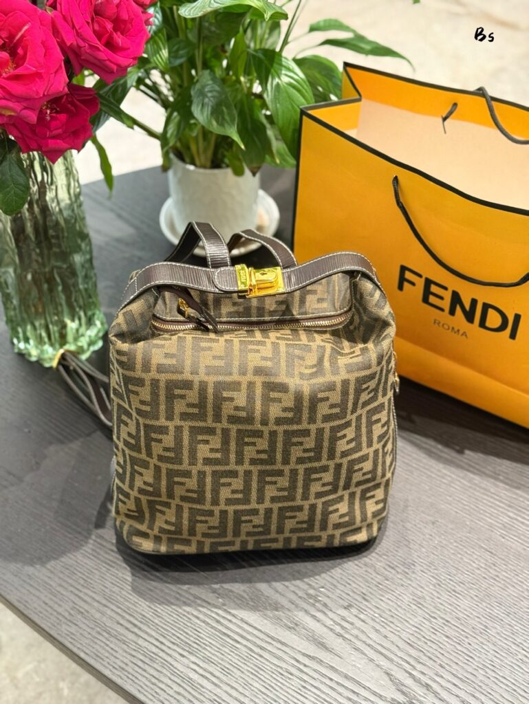 Fendi Zucca Floral Backpack (23×28cm)