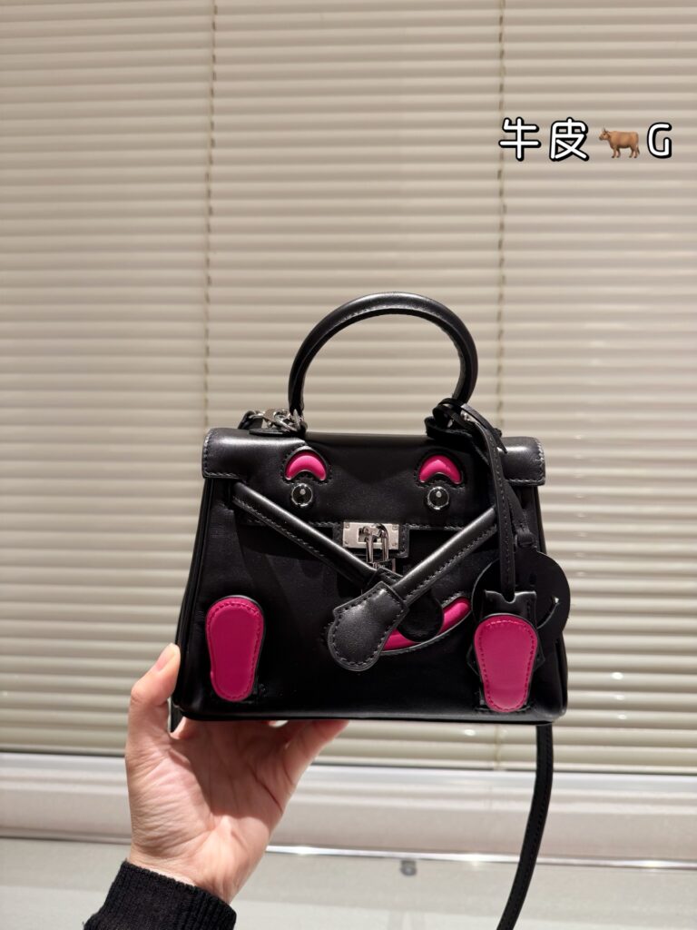 Hermès Kelly "Qianxi Doll" Bag - 20×15cm (Imported Lychee-Grain Cowhide, Hand-Painted Edges)