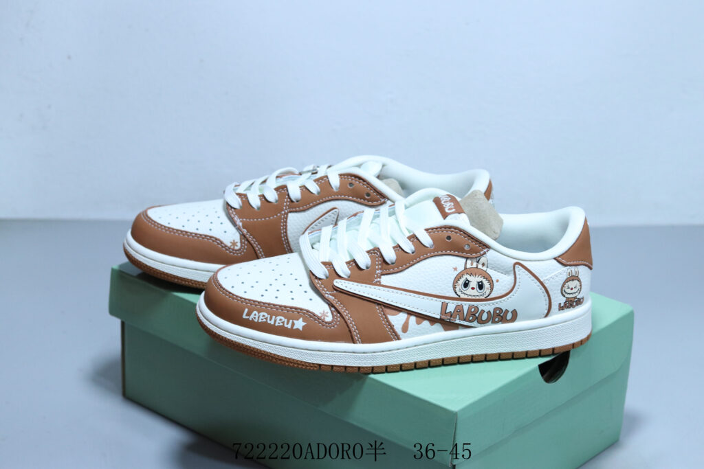 Air Jordan 1 Low "Reverse Swoosh" 2023 Retro - 1:1 Selected Replica | US 4.5-11/EU 36-45