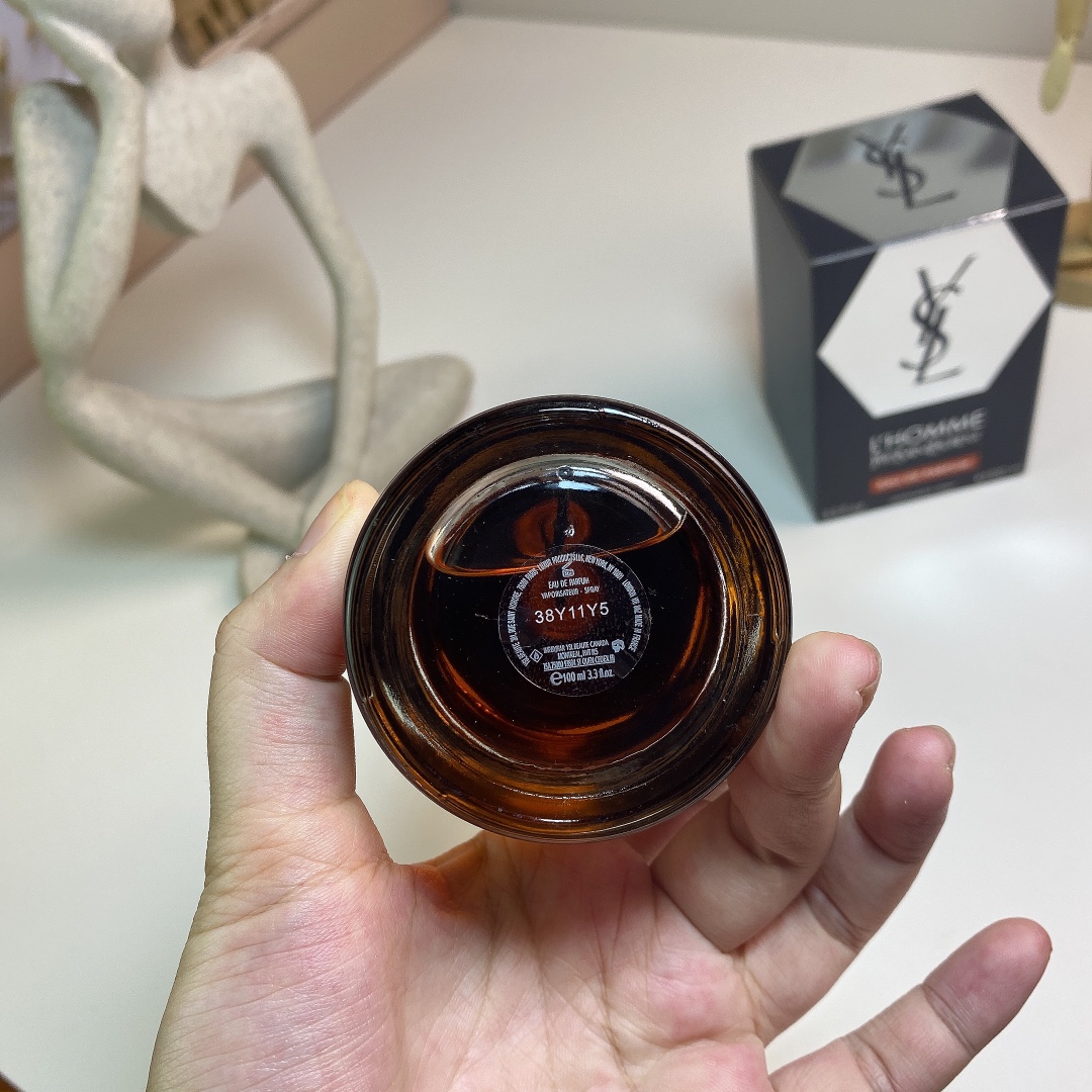 Yves Saint Laurent L'Homme Eau de Parfum | Woody Aromatic - Image 4