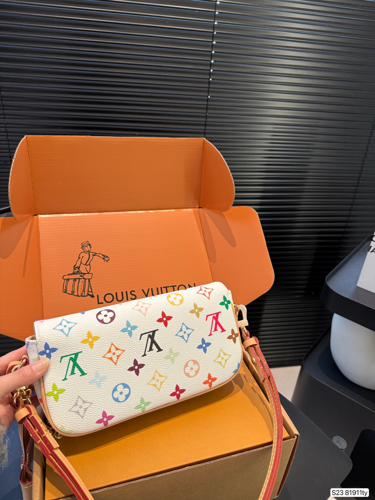 Louis Vuitton LV Monogram Slim Clutch 22x12cm with Airplane Folding Box - Image 3