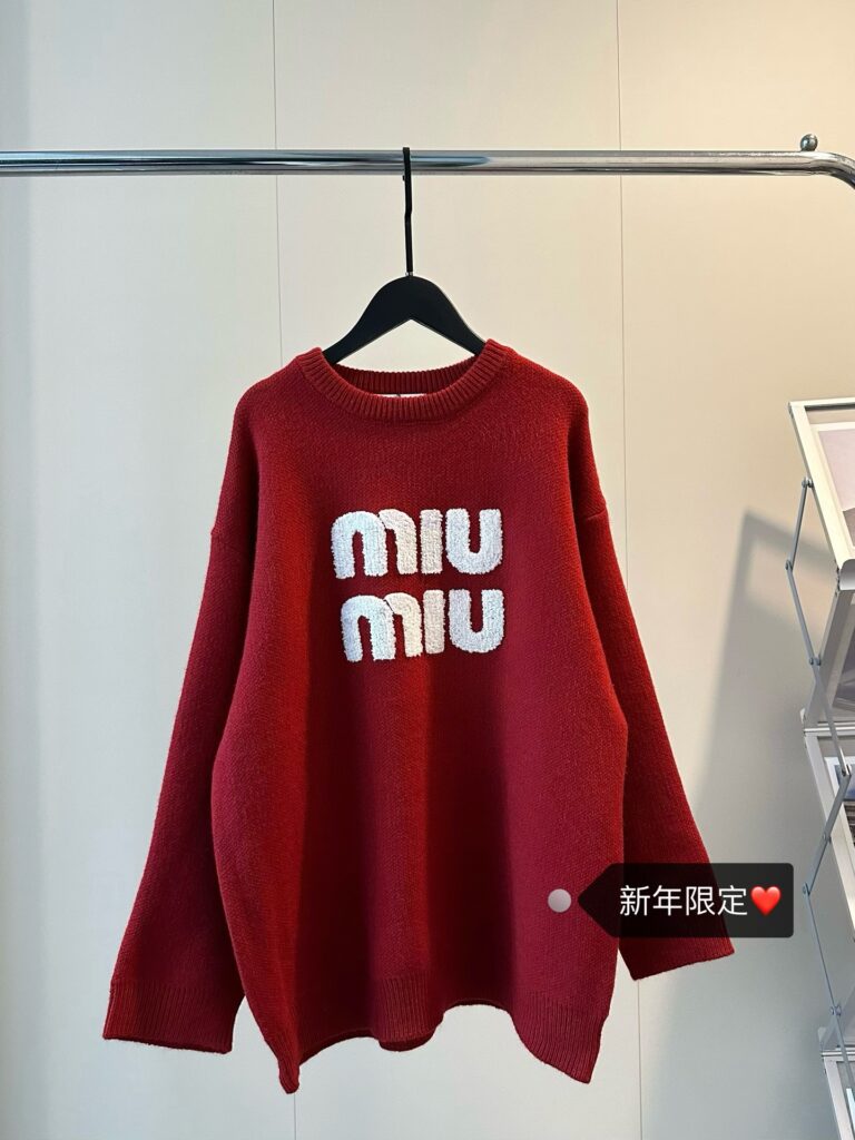MiuMiu Miu Miu home New Year limited embroidery logo wool round neck thick sweater