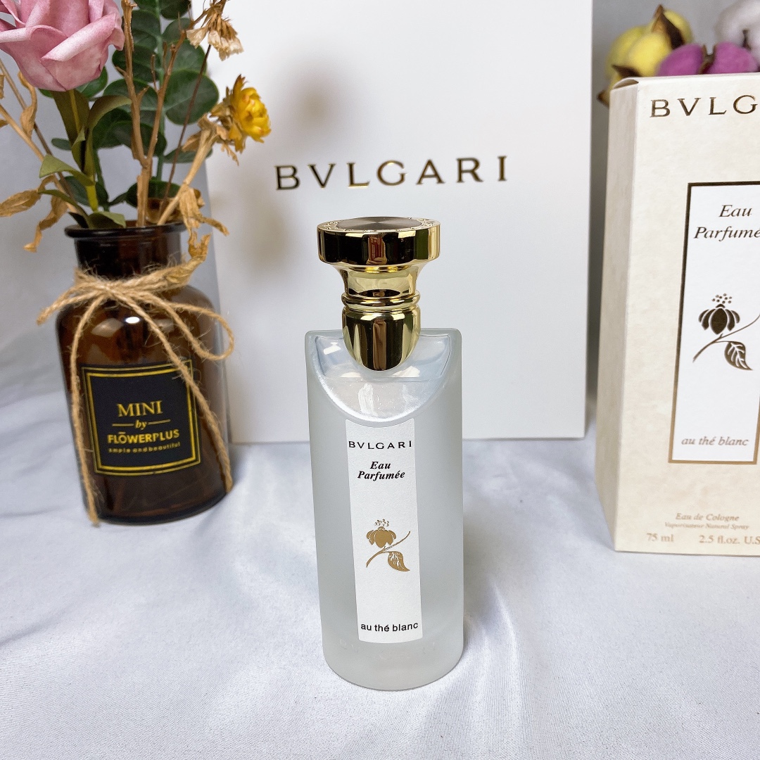Bvlgari Eau Parfumée au Thé Blanc Eau de Cologne | Pure Tea - Image 2