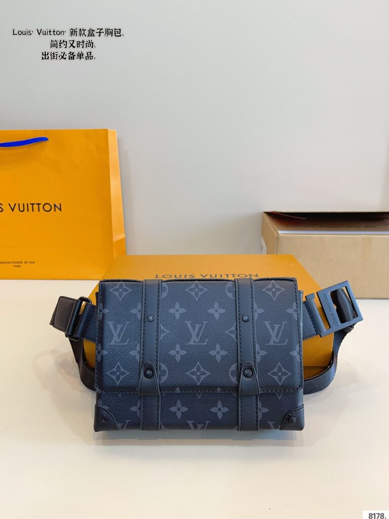 LV Black Monogram Waist Bag 20x14x5cm