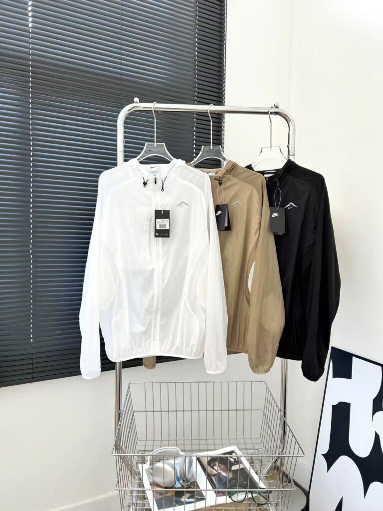 Nike 2025SS Lightweight Hooded Windbreaker - Sun Protection Jacket (White/Khaki/Black) S-XXL