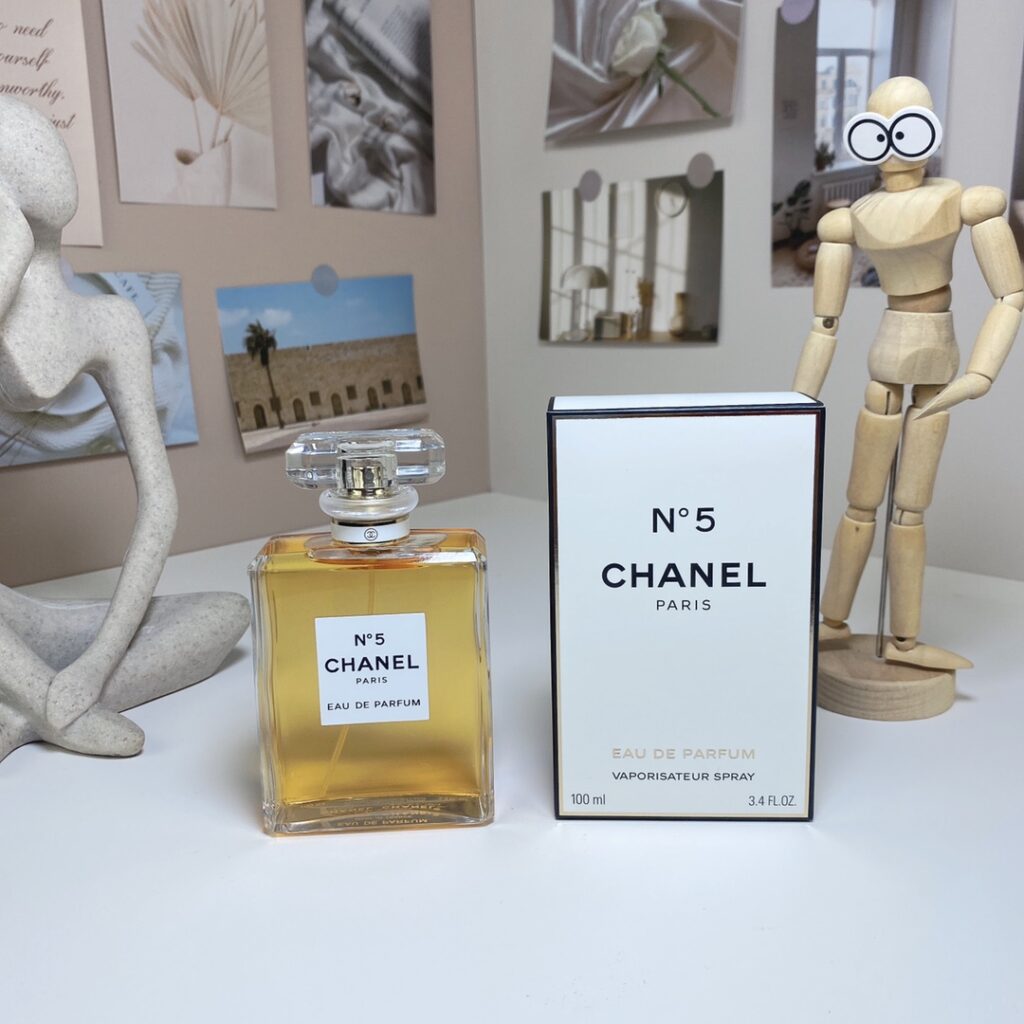 Chanel N°5 Eau de Parfum (1986) – The Timeless Vintage