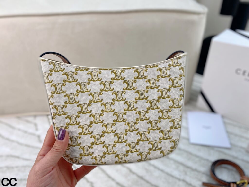 Celine Croque French Minimalist Underarm Bag (19×23×16cm)