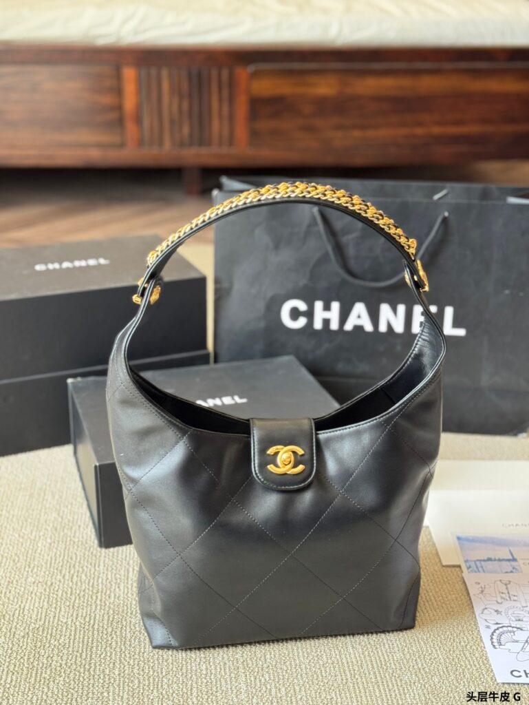 Chanel 25P Hippie Hono Bag – First Layer Cowhide Vintage Flap Bag (25 x 22cm)
