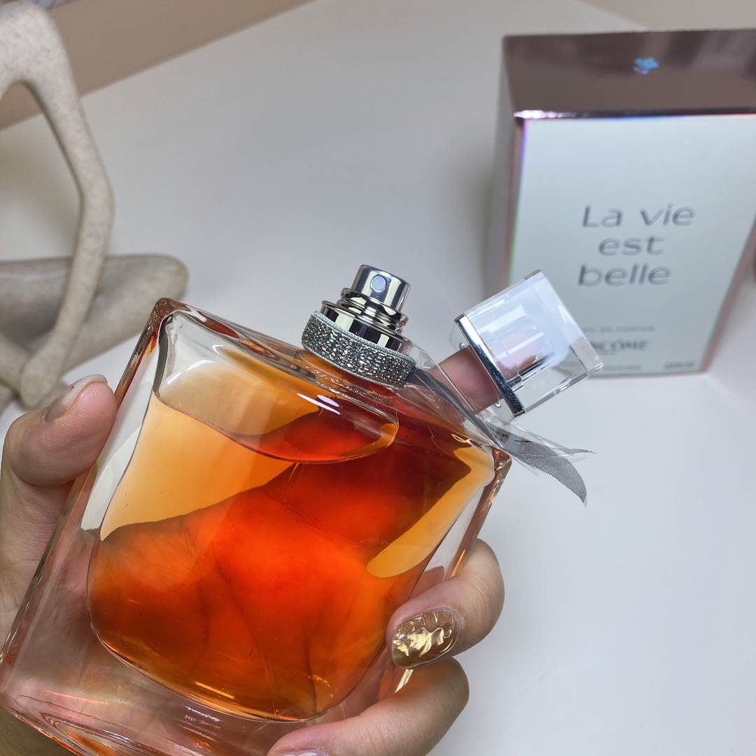 Lancome La Vie Est Belle Eau de Parfum | Floral Gourmand - Image 3