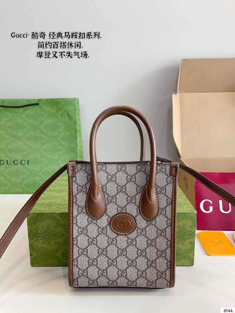 GUCCI Mini Music Bag with Gift Box (15*6*19cm) - Guitar-shaped Crossbody