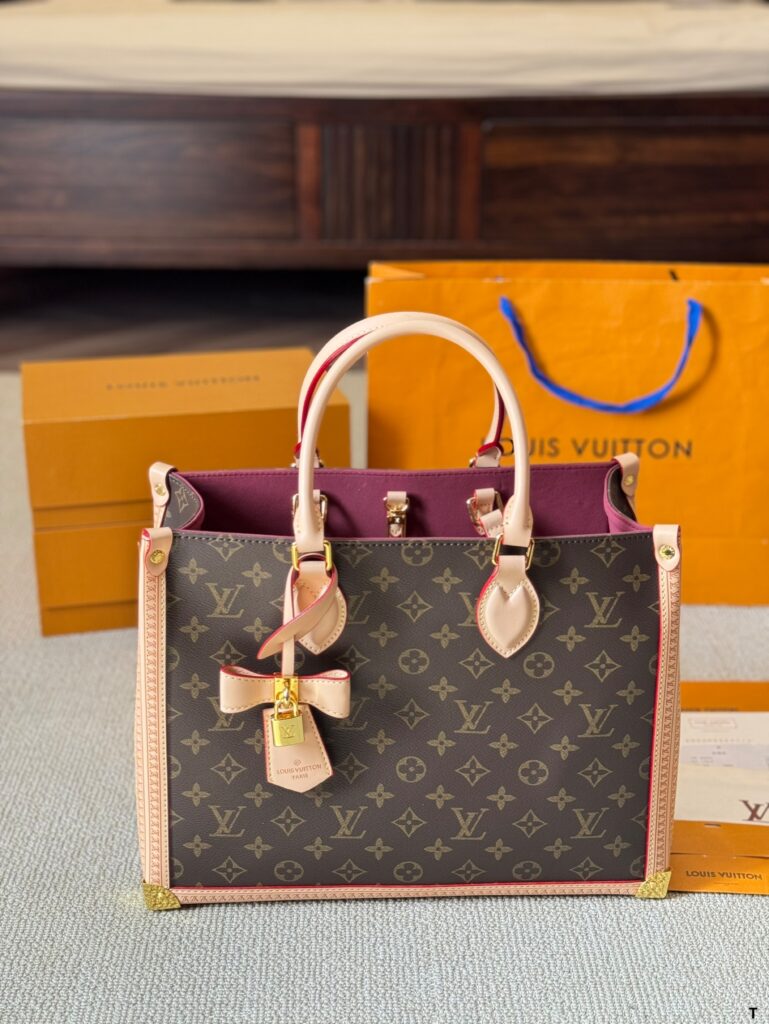 Louis Vuitton LV Monogram Tote Bag 35x30cm Large Shopper Bag