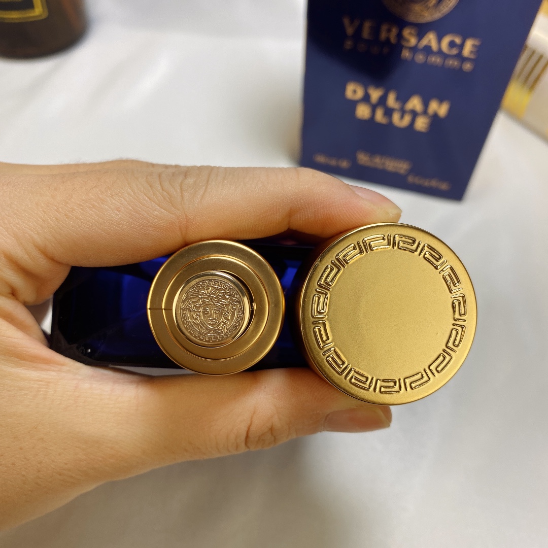 VERSACE Pour Homme Dylan Blue - Depth of the Mediterranean - Image 4