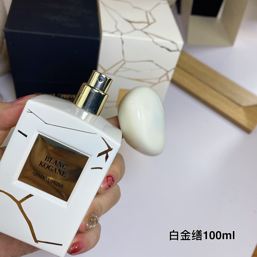 Giorgio Armani Privé Blanc Kogane Eau de Parfum - White Gold & Milky Oud - Image 3