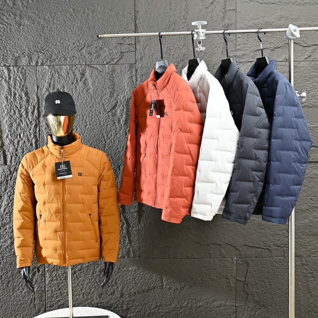 KOLON SPORT Winter Stand Collar Down Jacket - Short Style Thermal Coat