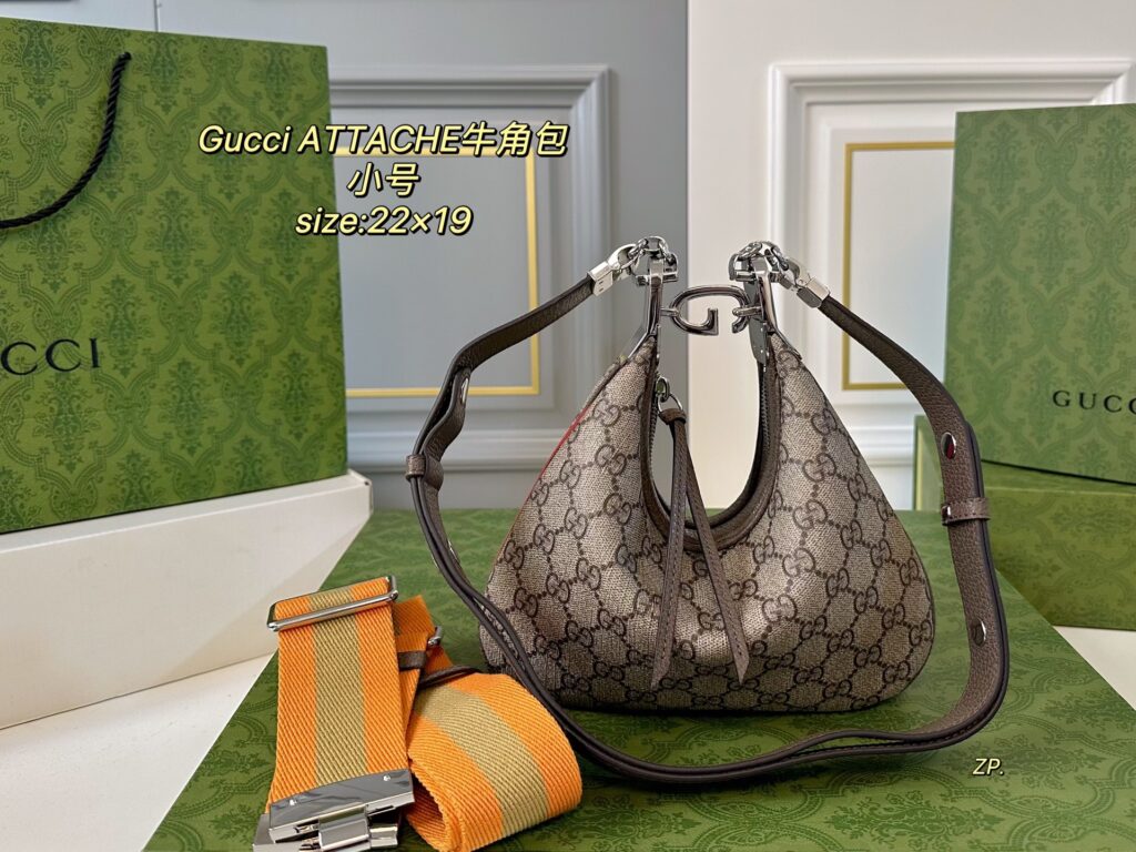 Gucci Attaché Vintage GG Croissant Bag 22×19cm Foldable Box