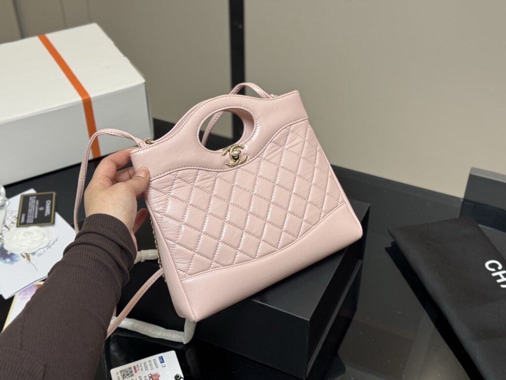 Chanel New 31 Mini Bag (23×19cm) with Airplane Foldable Box | 2024 Collector's Edition