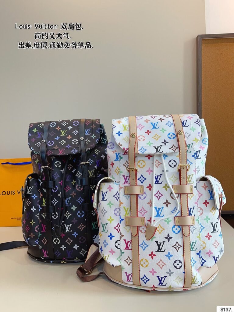 LV Christopher Backpack 33x44x12cm
