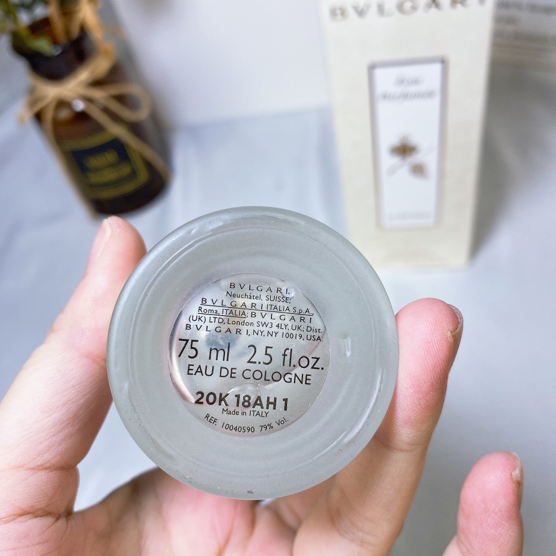 Bvlgari Eau Parfumée au Thé Blanc Eau de Cologne | Pure Tea - Image 5